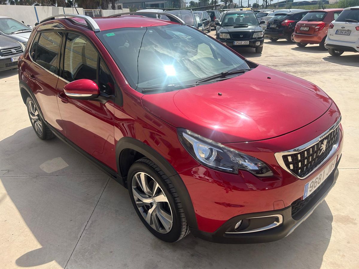 PEUGEOT 2008 ALLURE 1.2 PURETECH AUTO SPANISH LHD IN SPAIN 38000 MILES 2017